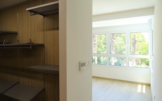 Limassol Property Three Bedroom Beach Front Apartment