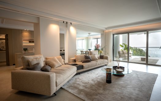 Limassol Property 4 Bedroom Seafront Apartment