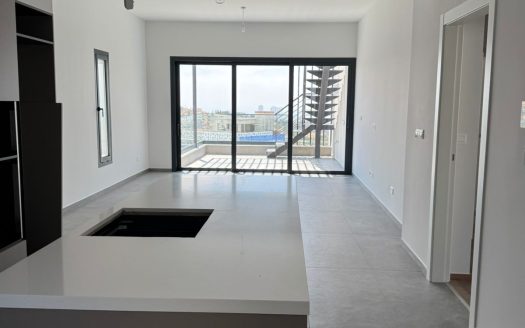 Limassol Property Luxury Three Bedroom Penthouse
