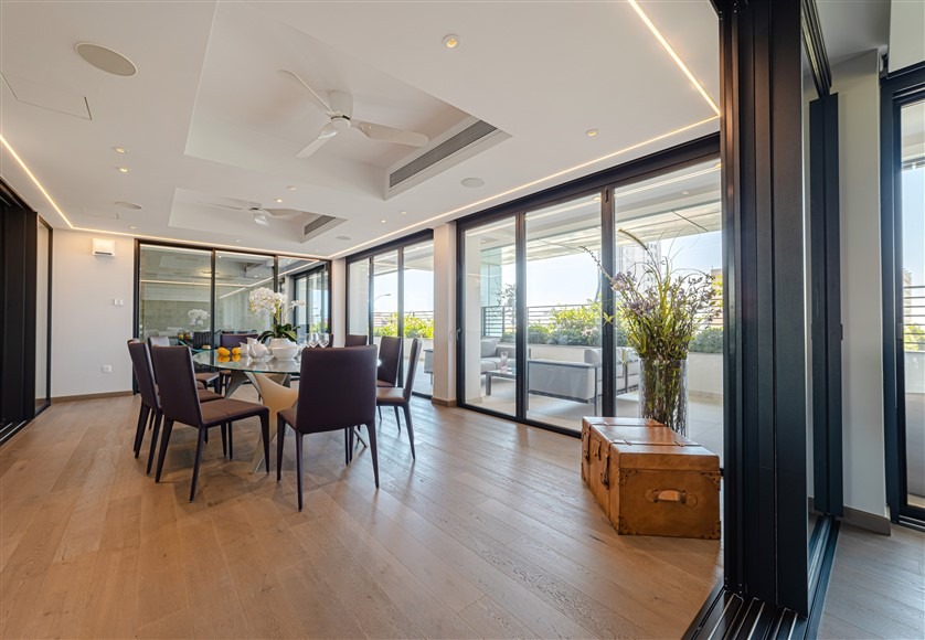 Limassol Property Luxury 4 Bedroom Sea-View Apartment