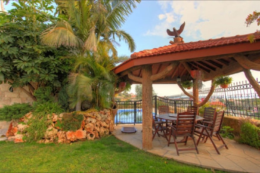 Limassol Property Luxury 6 Bedroom Villa