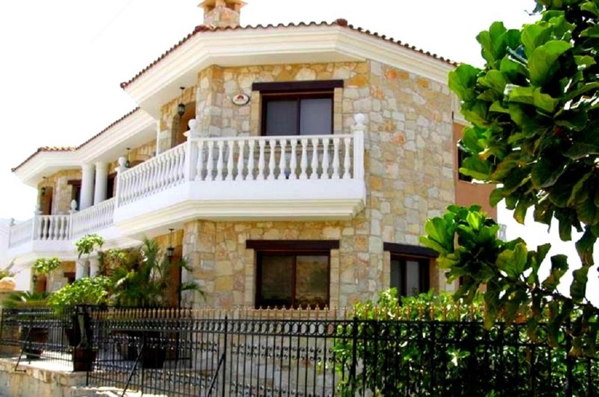 Limassol Property Luxury 6 Bedroom Villa