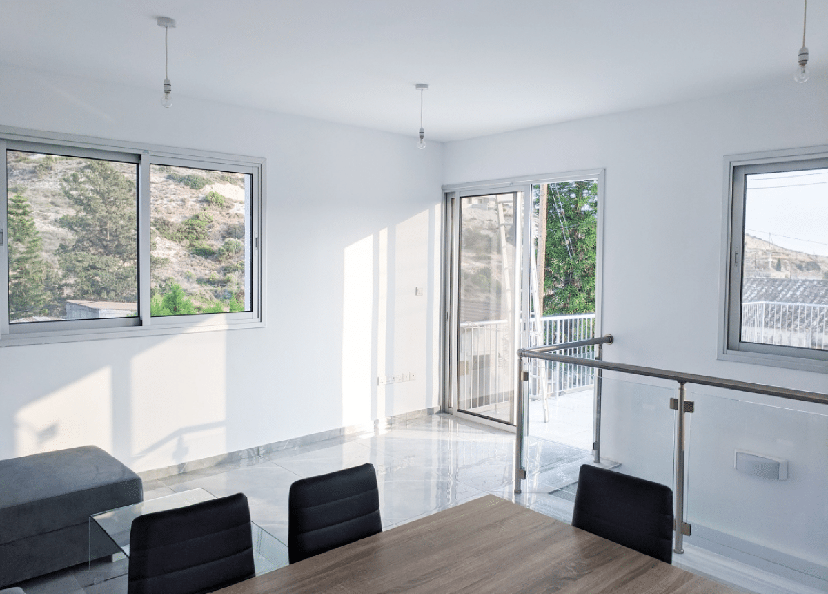 Limassol Property Modern One Bedroom Maisonette