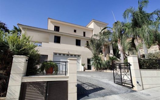 Limassol Property Six Bedroom Villa