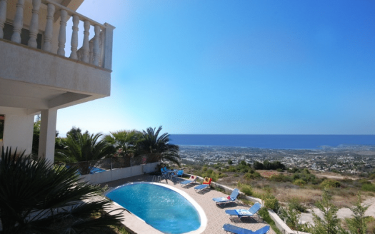 Paphos Property Detached Five Bedroom Villa