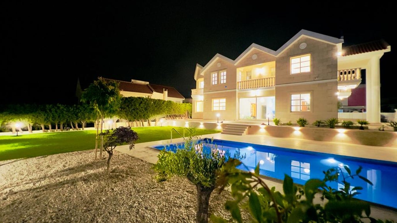 Limassol Property Luxury 5 Bedroom Villa