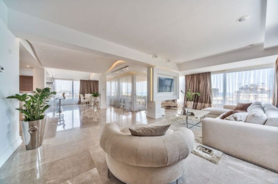 Limassol Property Luxury Apartment In City Centre