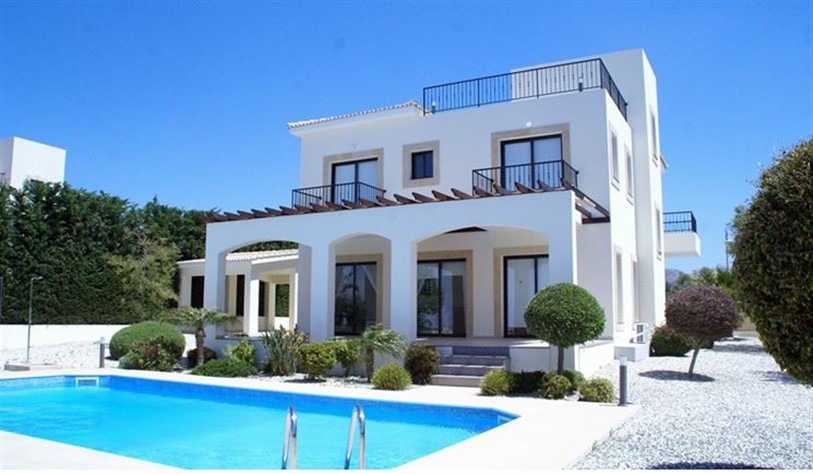 Paphos Property Beautiful Four Bedroom Villa In Golf Resort