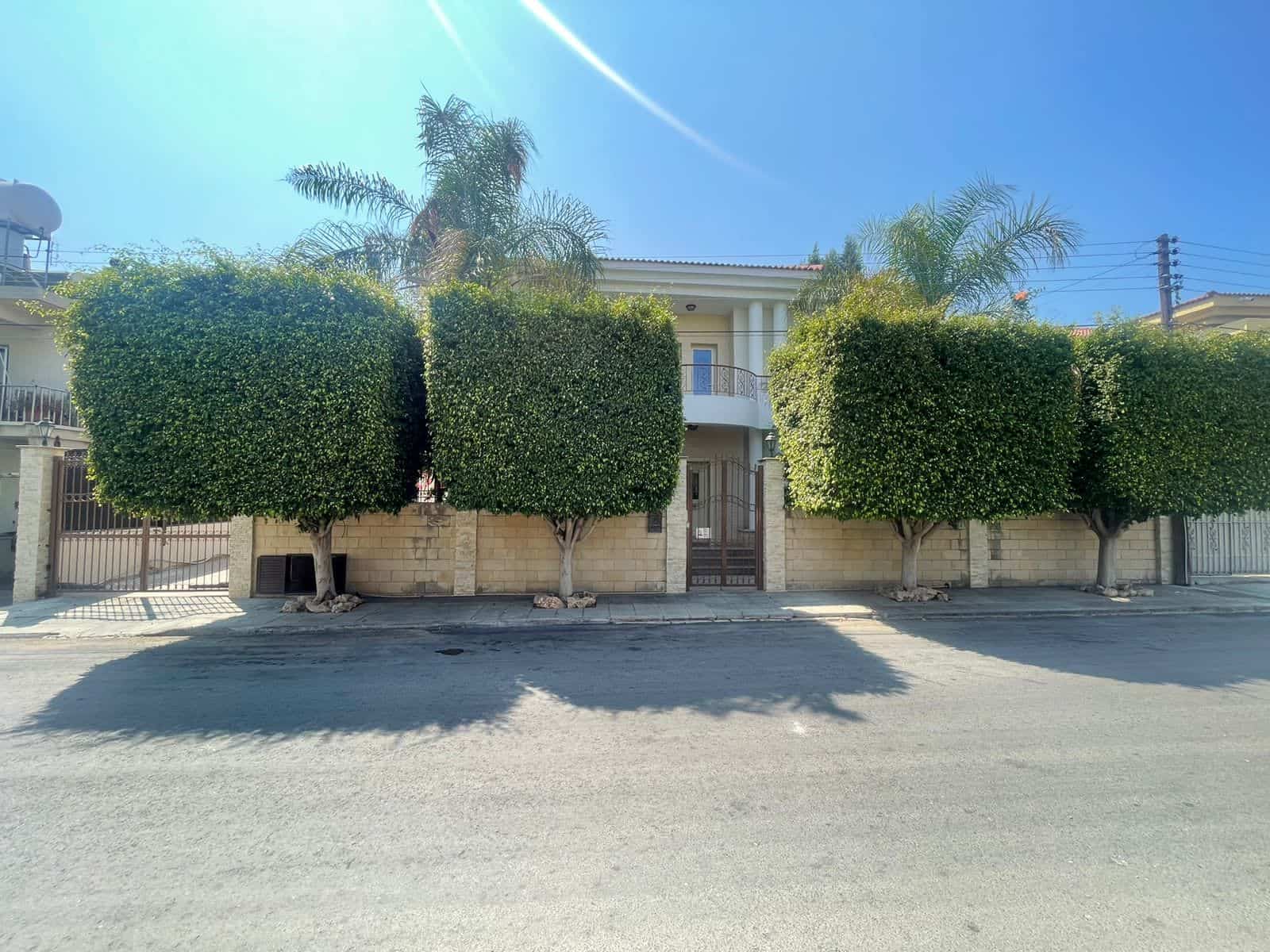 Limassol Property 5 Bedroom Luxury Villa in Prime Location
