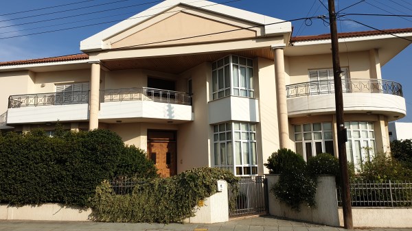 Limassol Property Classic Attractive 5 Bedroom House
