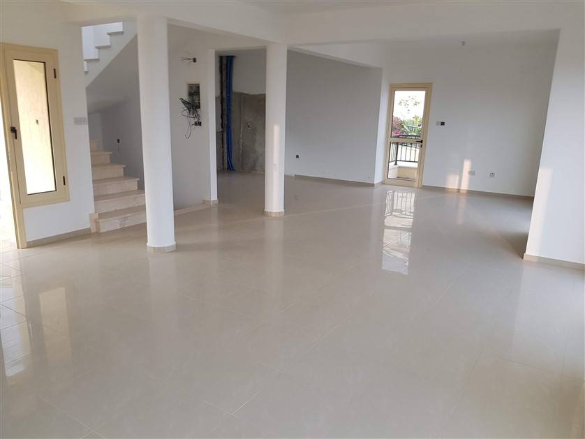 Paphos Property Four Bedroom Villa Near Coral Bay
