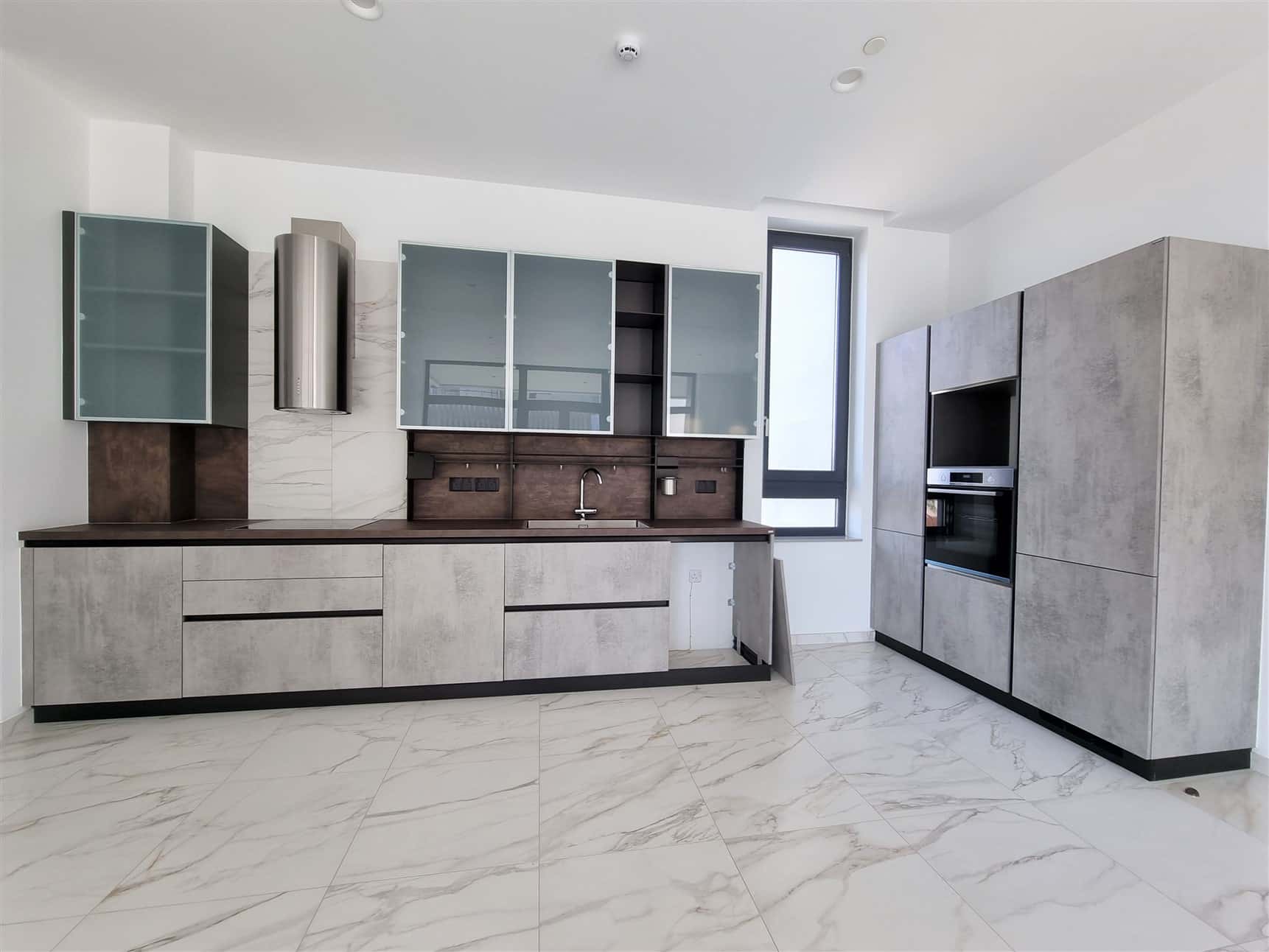Limassol Property Exclusive Three Bedroom Apartment