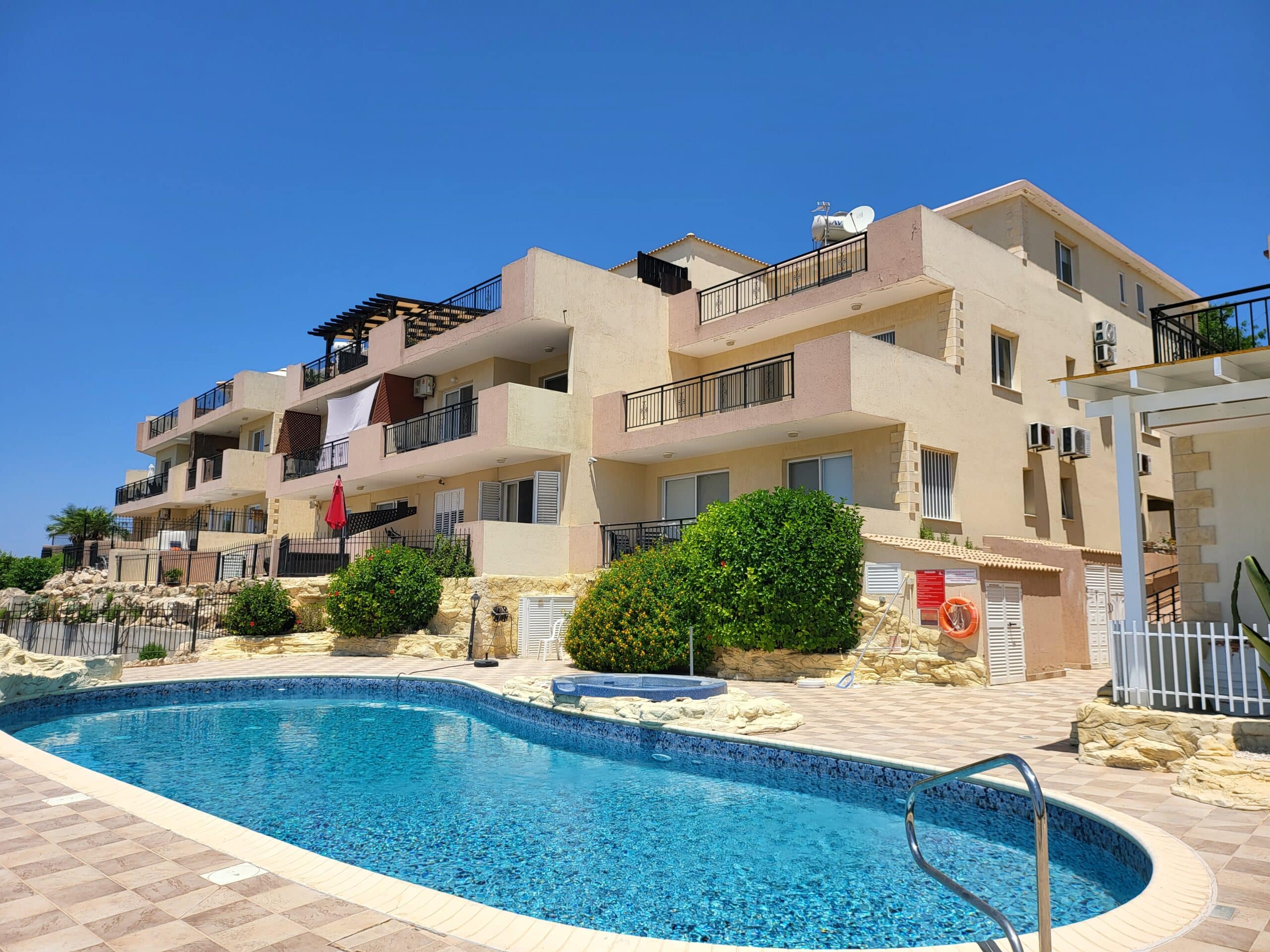Paphos Property 2 Bedroom Apartment with Large Size Patio