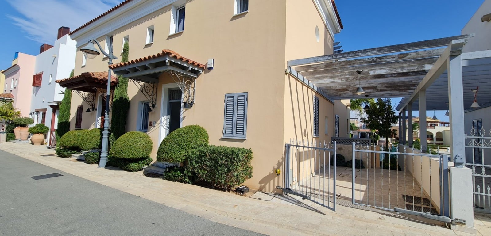 Limassol Property Luxury 3 Bedroom Villa