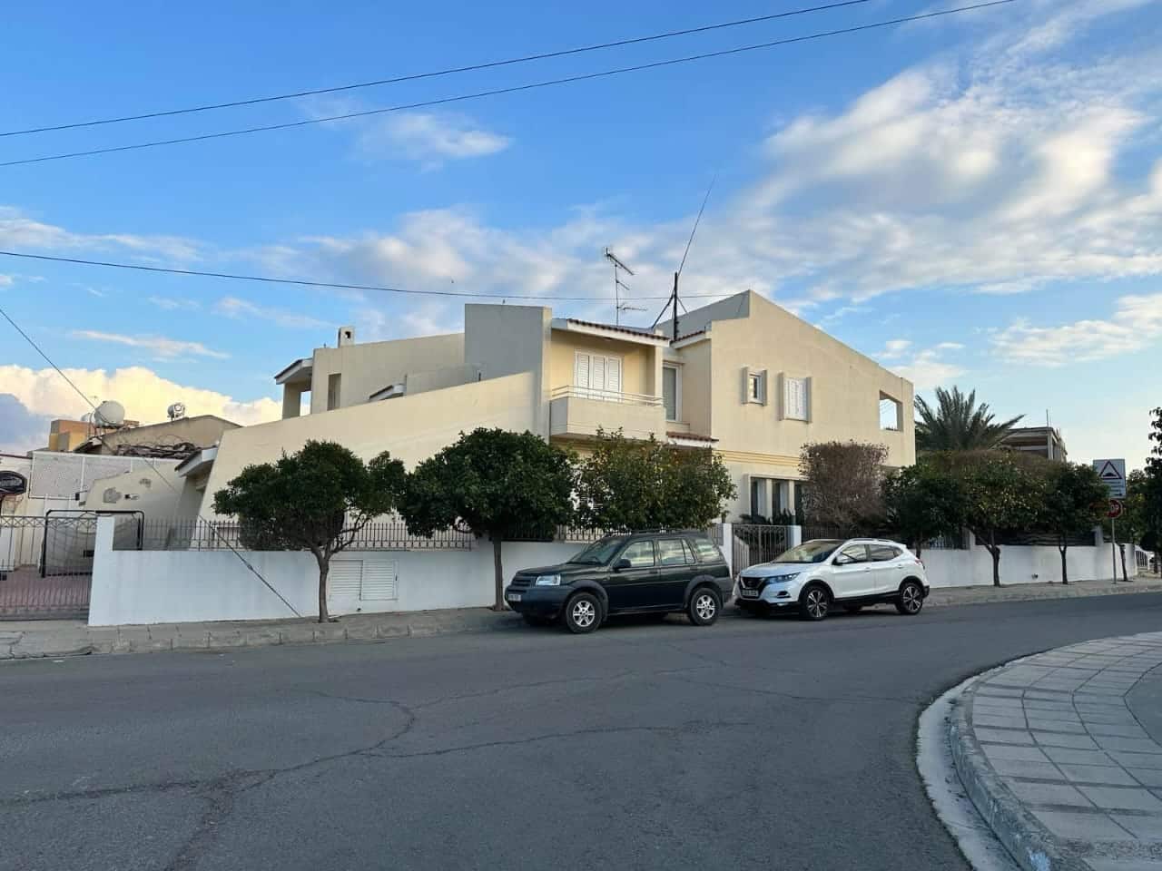Nicosia Property Five Bedroom House