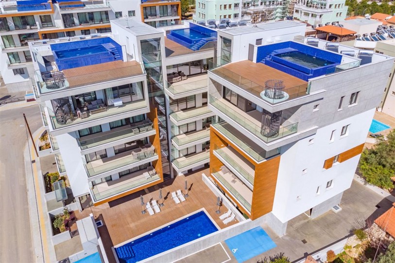 Limassol Property Three Bedroom Luxury Apartment