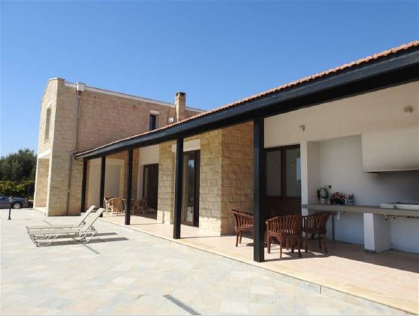 Larnaca Property 3 Bedroom Villa in Maroni Village