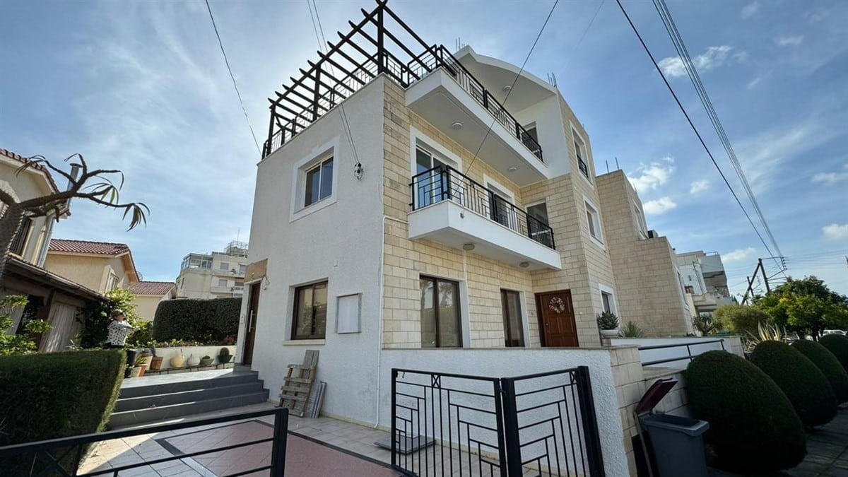 Limassol Property Spacious Three Bedroom House