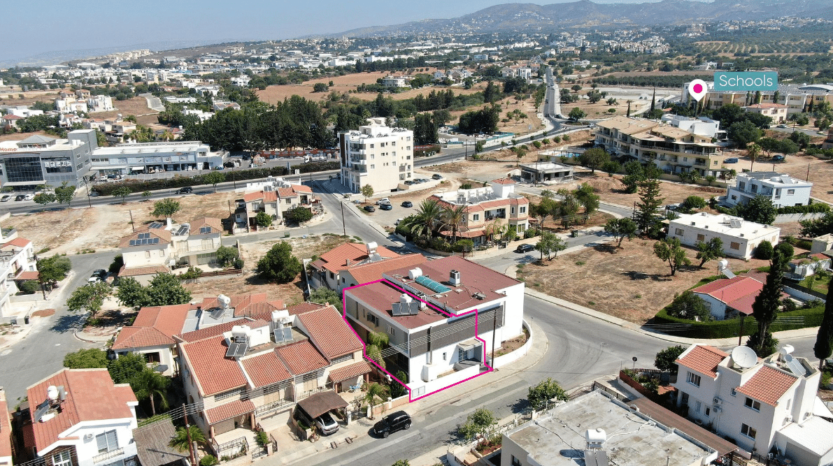 Paphos Property Stylish Three Bedroom House