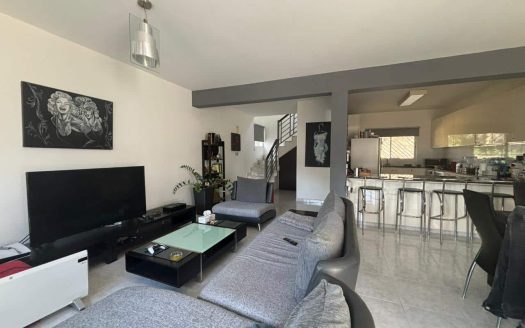 Limassol Property Charming Three Bedroom Maisonette
