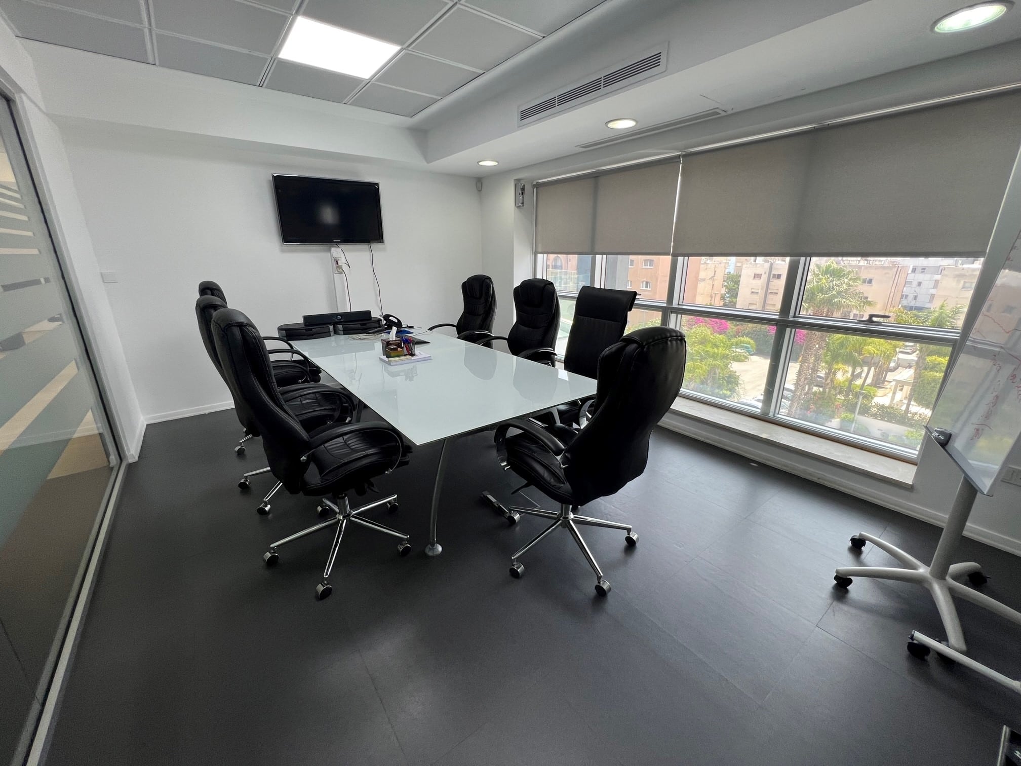 Limassol Property Cozy and Modern Office Space