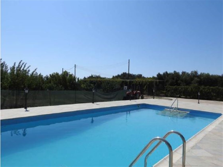 Larnaca Property 3 Bedroom Villa in Maroni Village