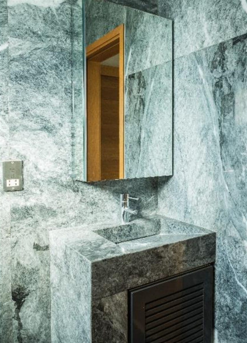 Limassol Property Luxury Four Bedroom Penthouse