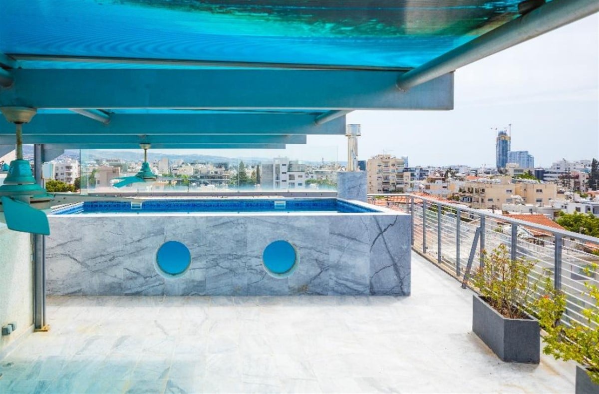 Limassol Property Luxury Four Bedroom Penthouse