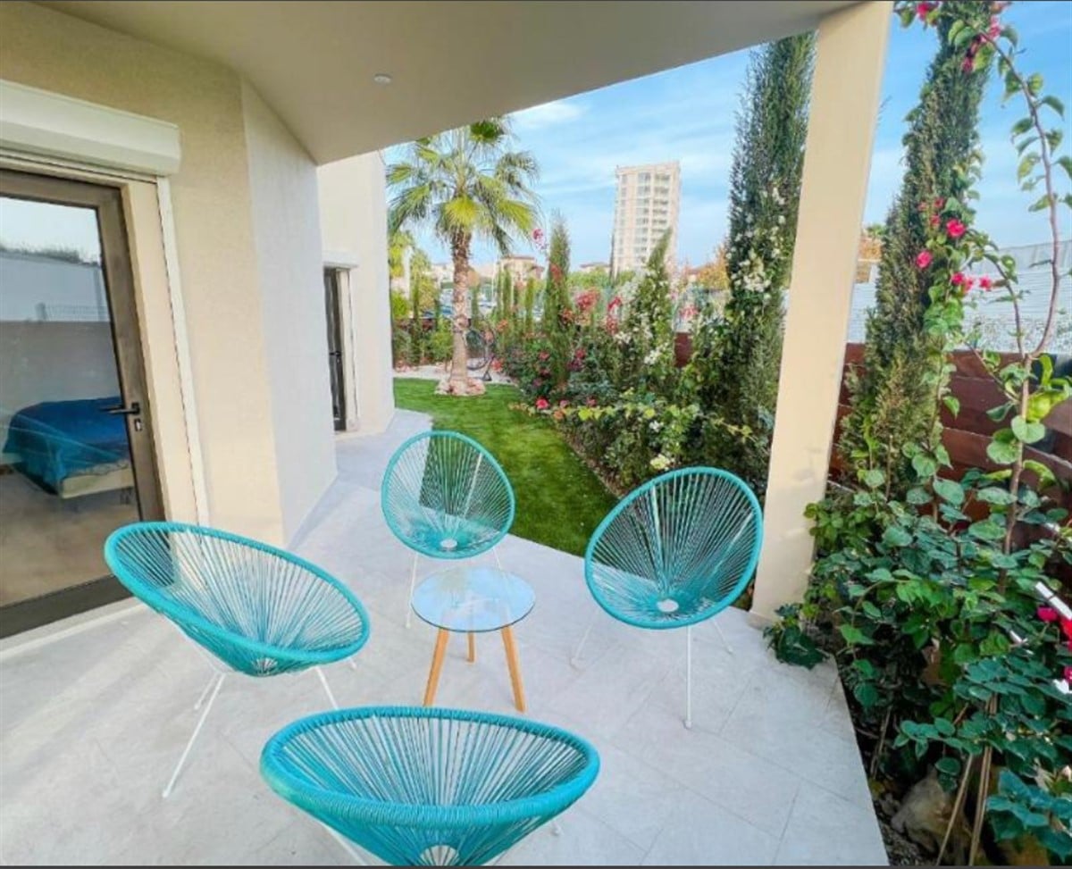Limassol Property Luxury Five Bedroom Villa