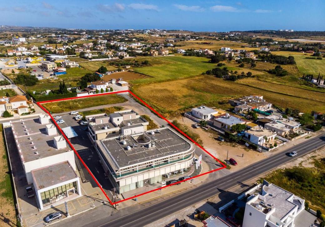 Famagusta Property Commercial Building – 2.649 m2