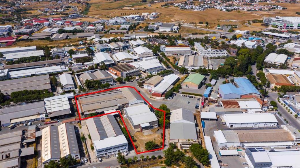 Nicosia Property Warehouse – 6.425 m2 in Strovolos