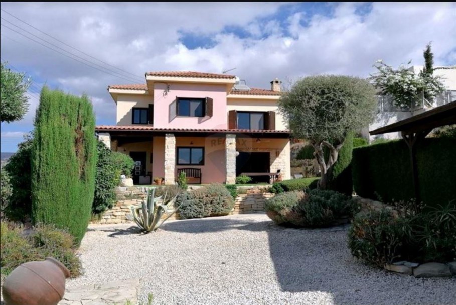 Limassol Property Three Bedroom Detached House