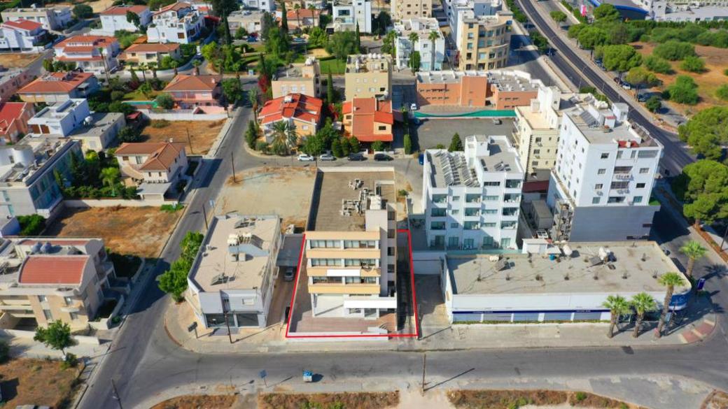 Nicosia Property Mixed-use Building In Egkomi