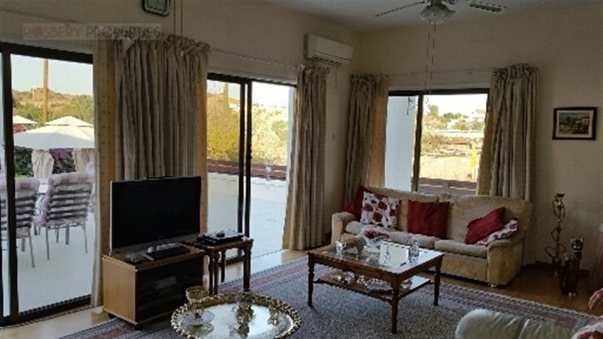 Limassol Property Three Bedroom Bungalow In Pyrgos