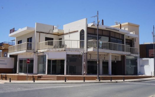 Famagusta Property Building in the City Center