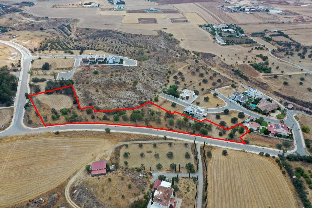 Nicosia Property Field In Tseri