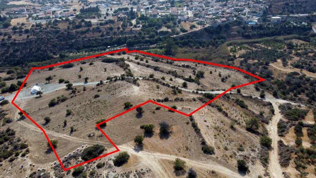 Larnaca Property Field In Psematismenos