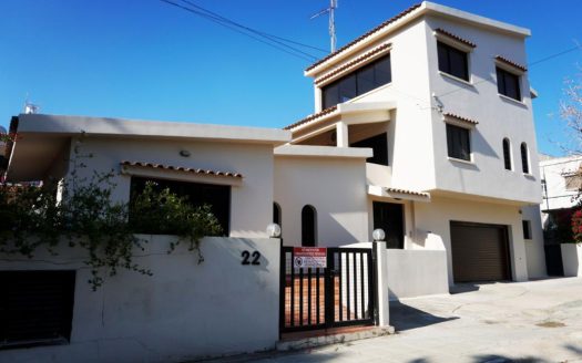 Nicosia Property Three Bedroom House in Chryseleousa