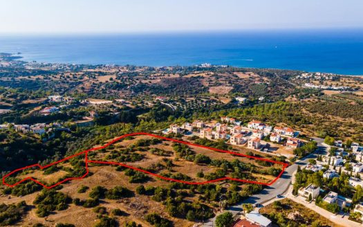 Paphos Property Fields In Neo Chorio