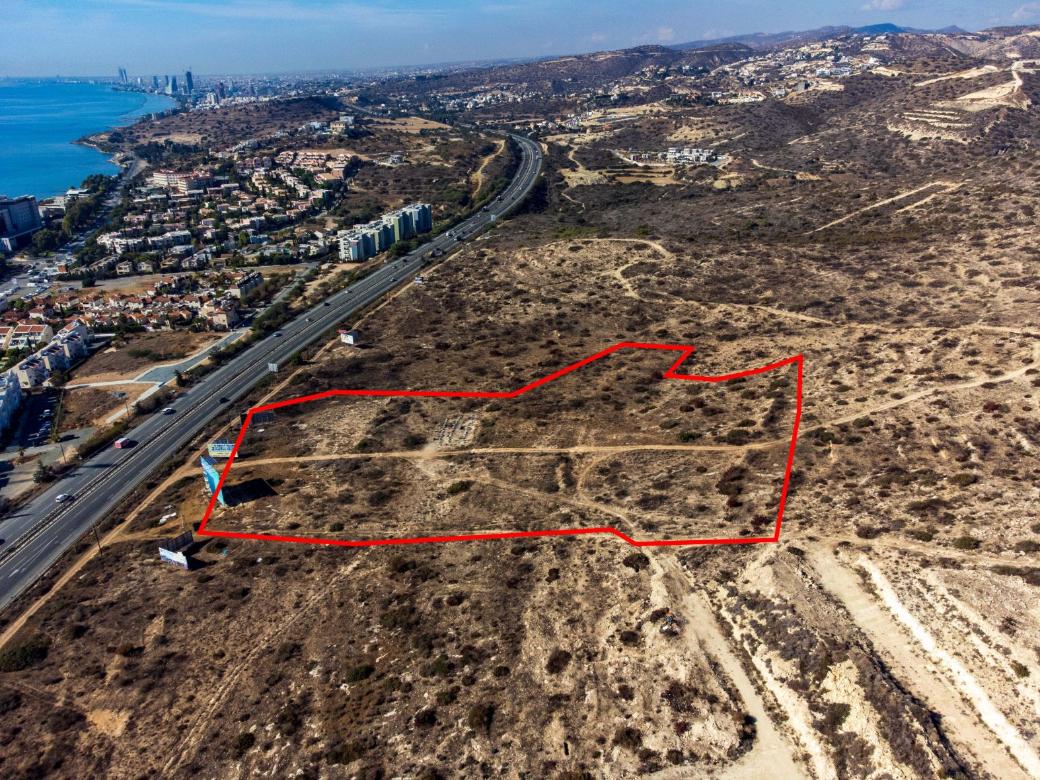 Limassol Property Shared Field in Parekklisia