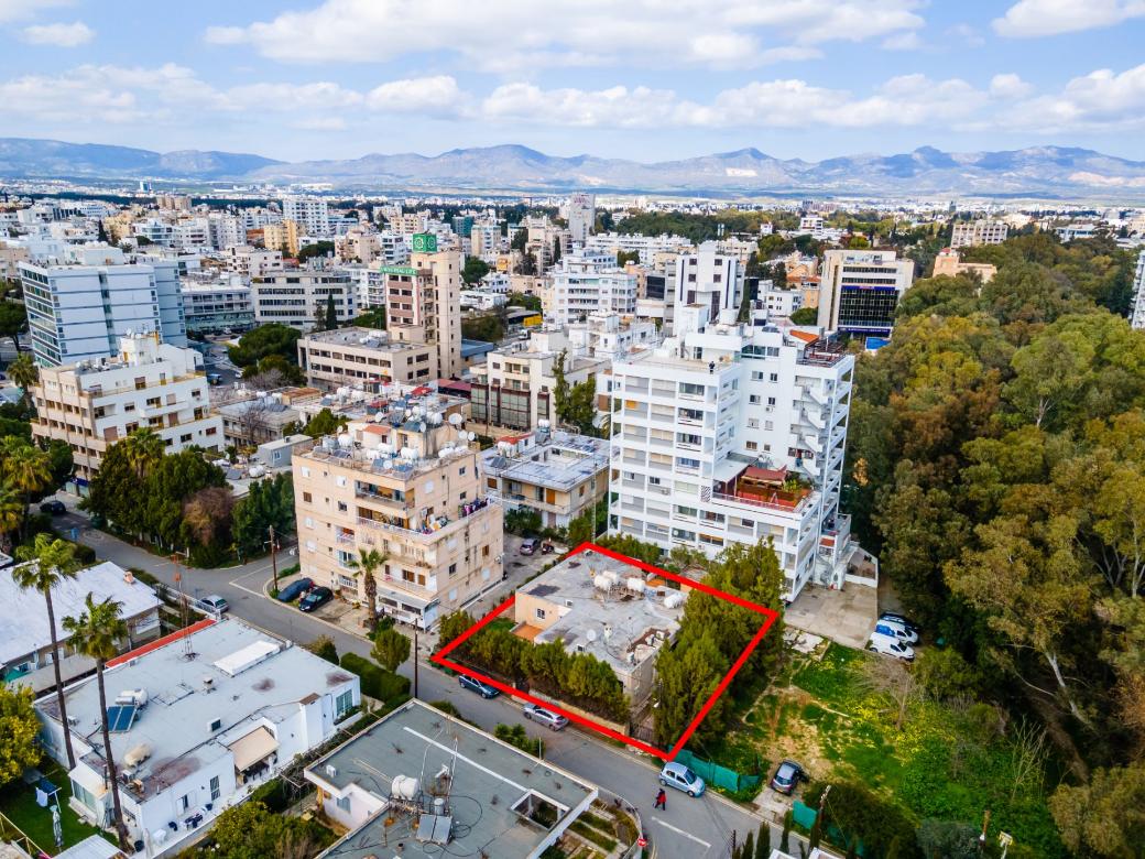 Nicosia Property Plot In Agioi Omologites