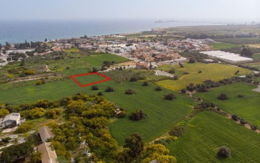 Larnaca Property Field – 1.380 m2 in Zygi