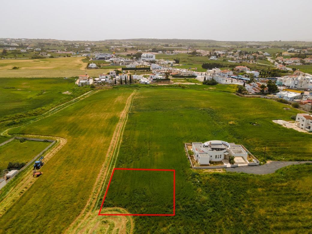 Famagusta Property Field Near Registered Road