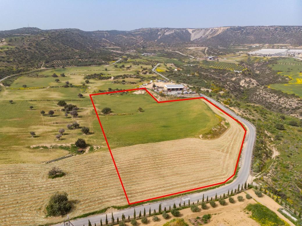 Larnaca Property Field In Maroni