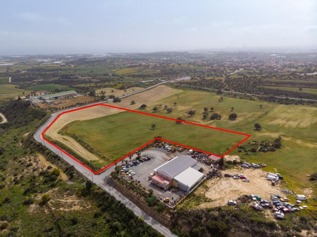 Larnaca Property Field In Maroni