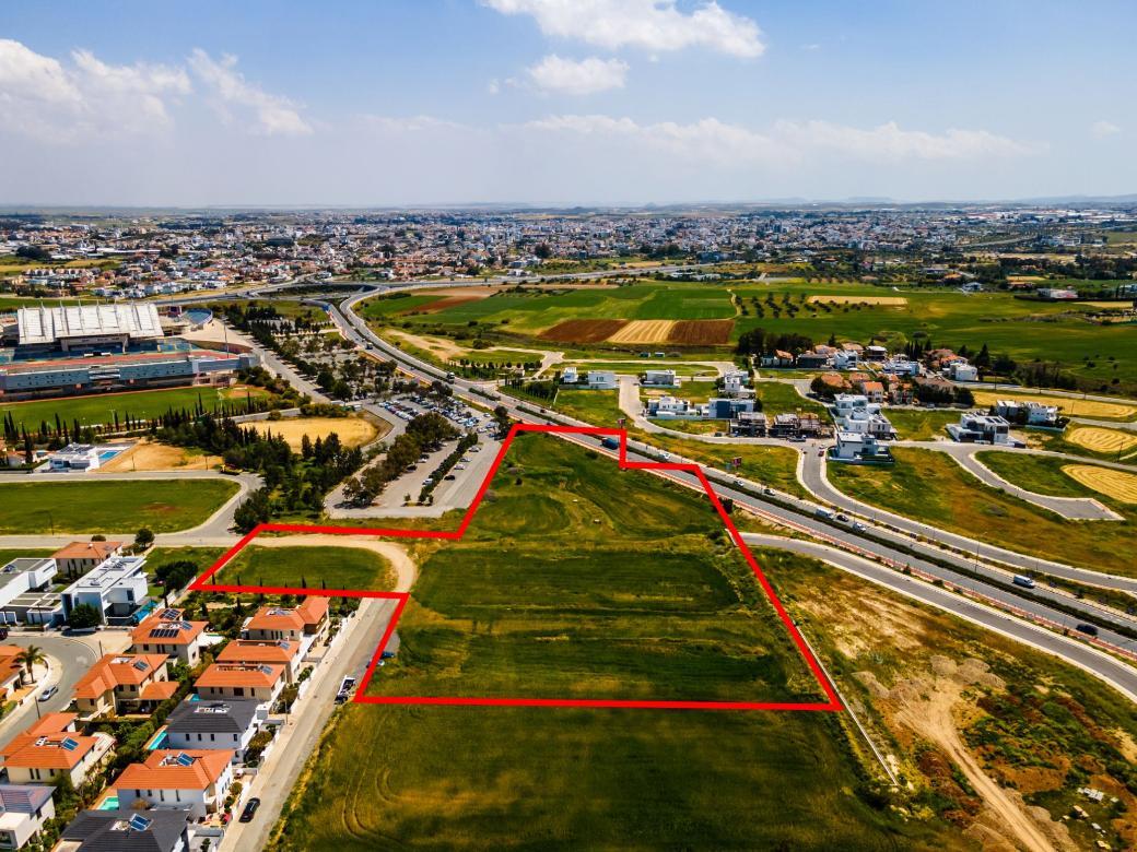 Nicosia Property Shared Field in Strovolos