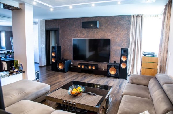 Limassol Property Luxury Four Bedroom Town Apartment