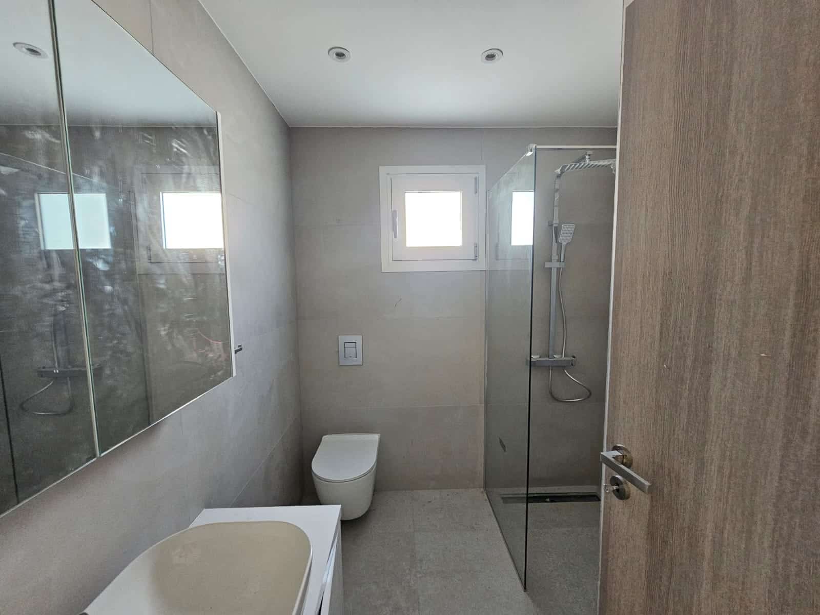 Limassol Property Modern Three Bedroom Apartment