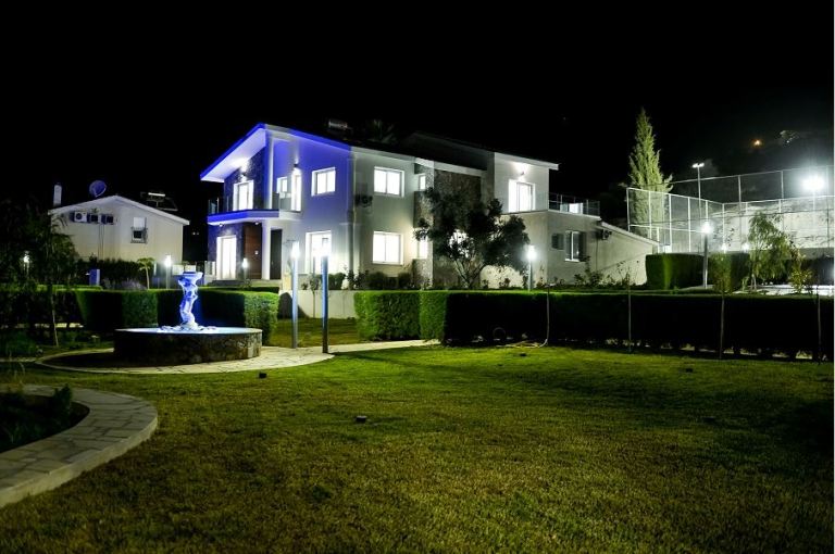 Limassol Property Luxury Five Bedroom Villa