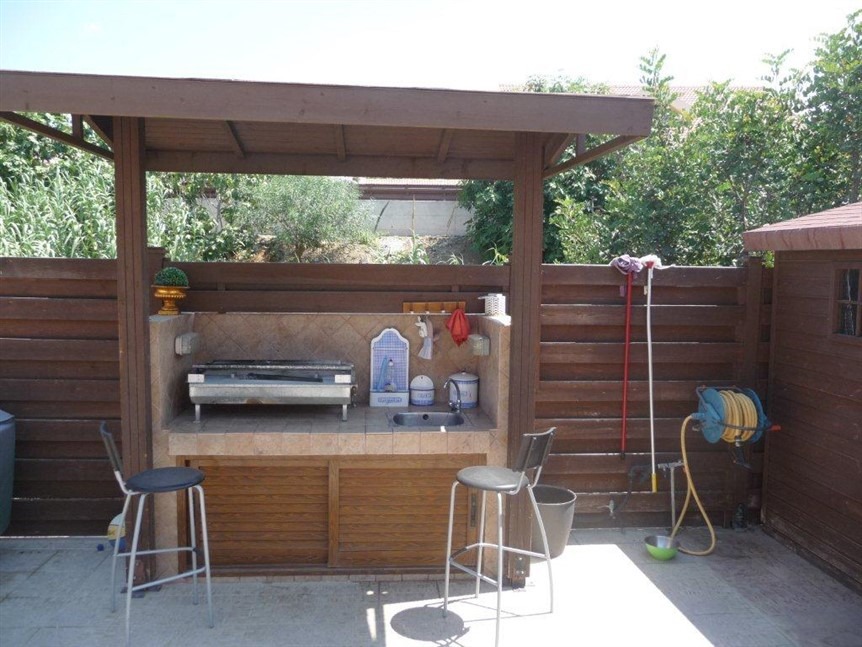 Limassol Property Three Bedroom Bungalow In Pyrgos